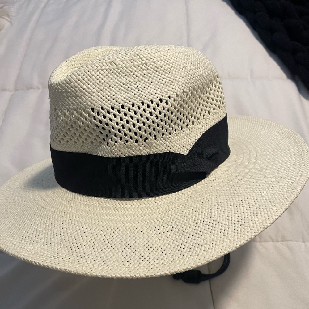 Straw Hat - Picture 8 of 13